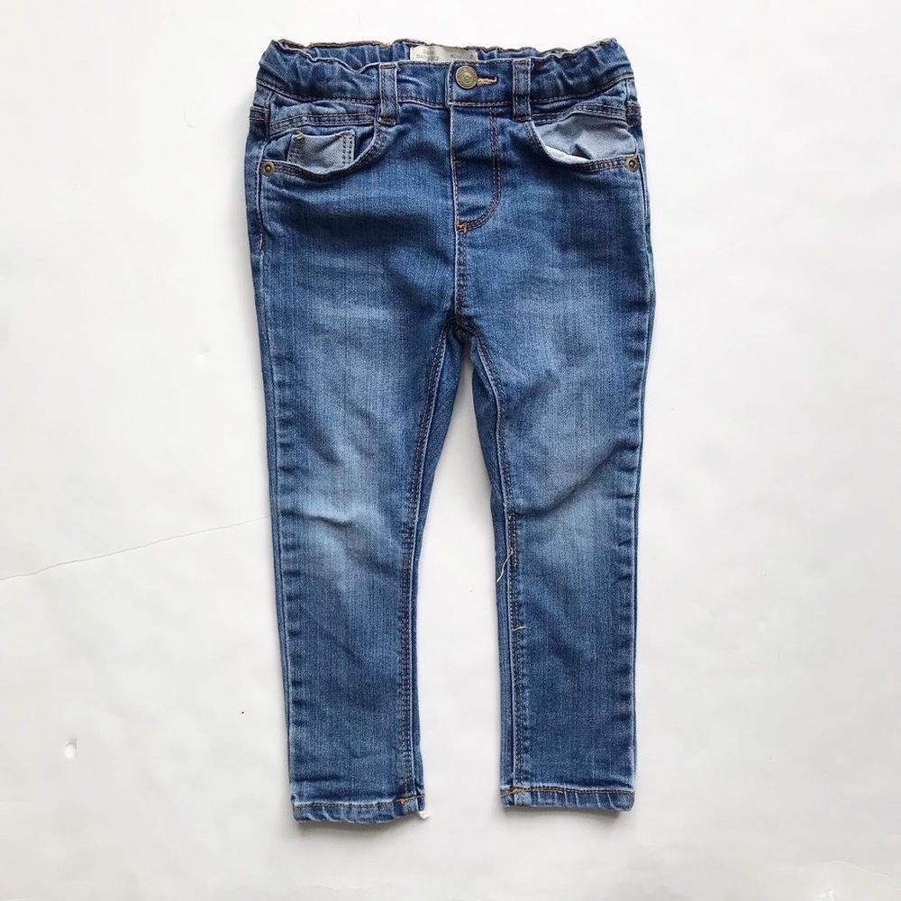 Zara medium wash skinny jeans EUC 2/3T